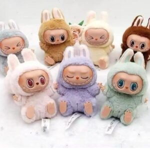 BRINQUEDO LABUBU MUSICAL SAQUINHO SUPRESA 15CM